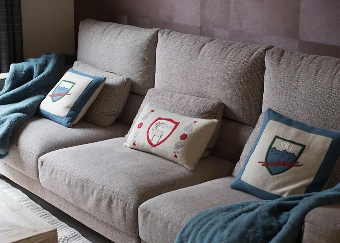 Tuca Del Mont Бенаске