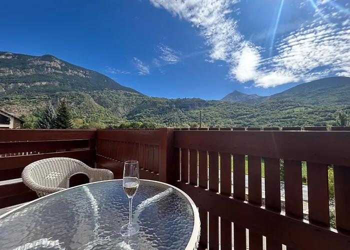 Tuca Del Mont Апартаменты *